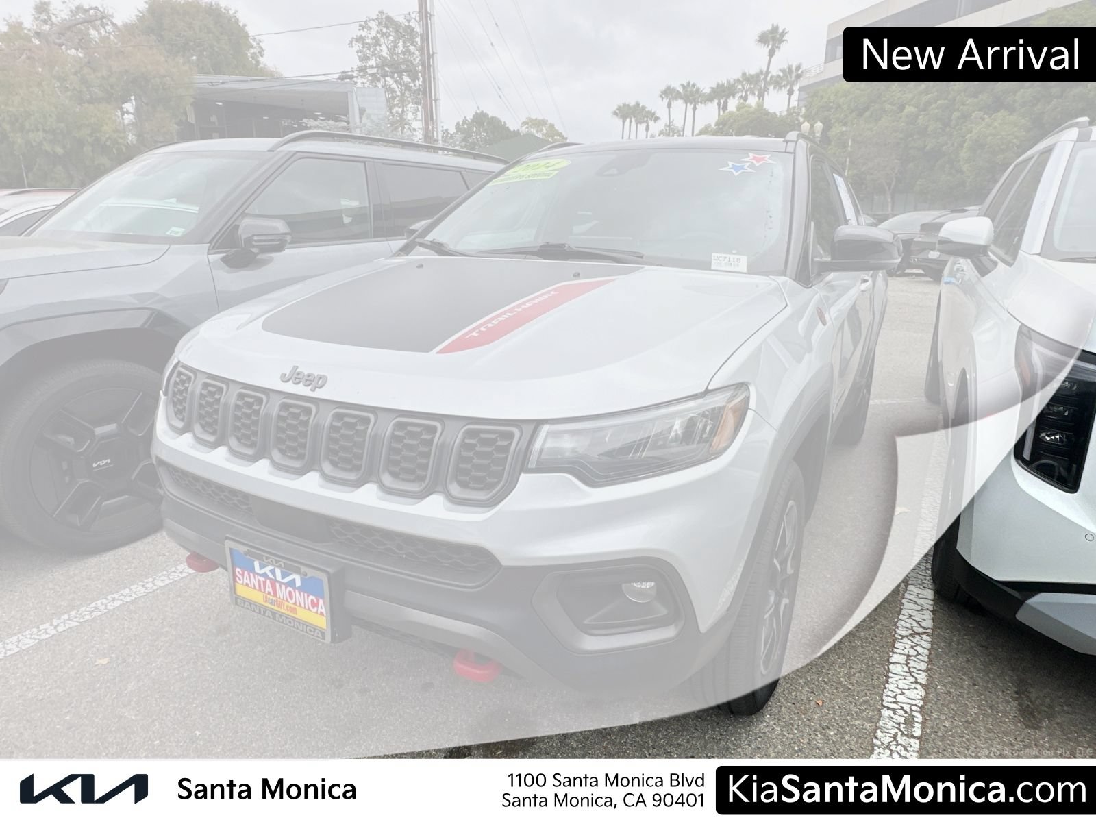 Used 2024 Jeep Compass Trailhawk AWD/4WD image 3