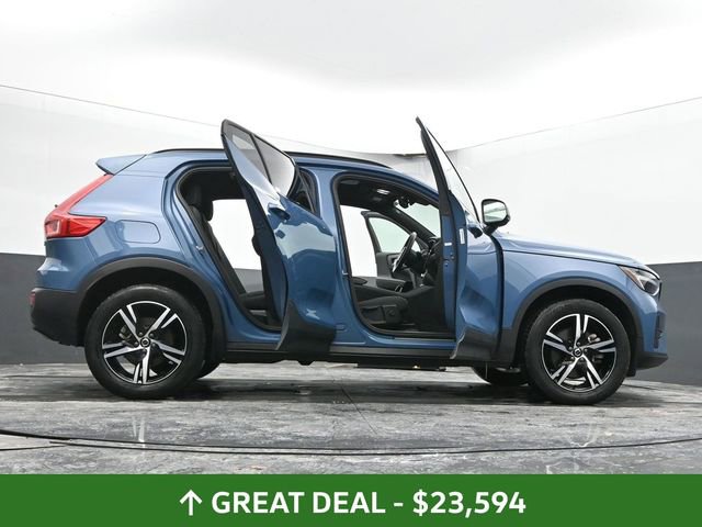 Used 2024 Volvo XC40 B5 Core image 75