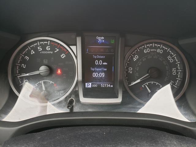 Used 2023 Toyota Tacoma TRD Off-Road AWD/4WD image 27