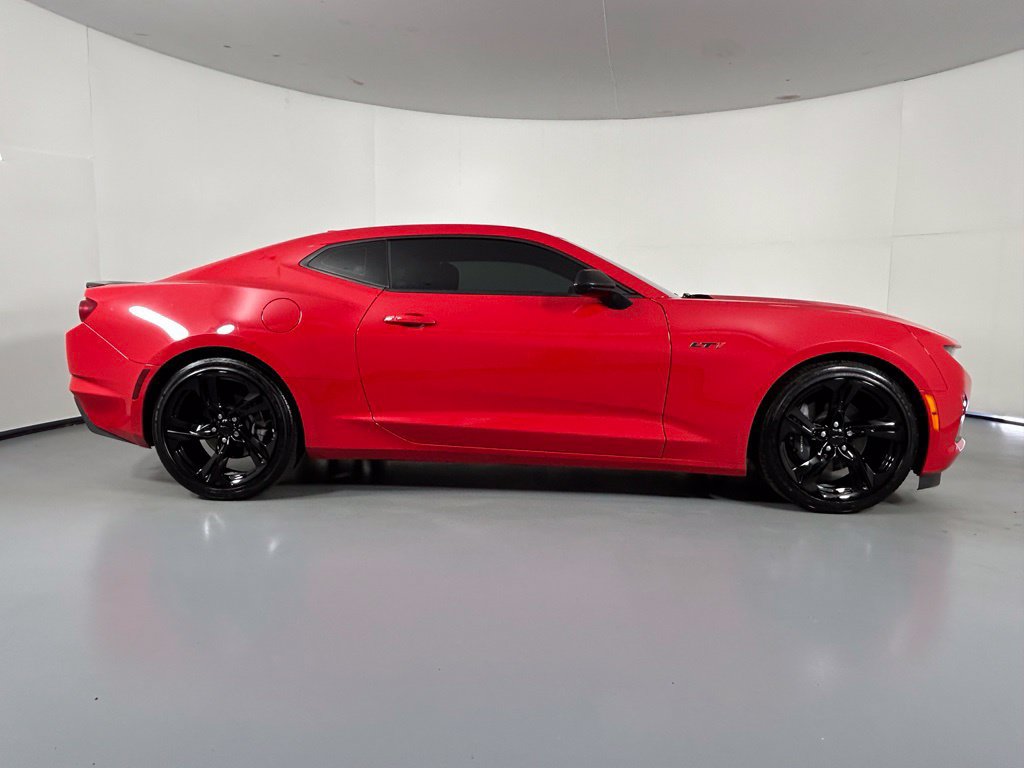 Used 2024 Chevrolet Camaro LT RWD image 9