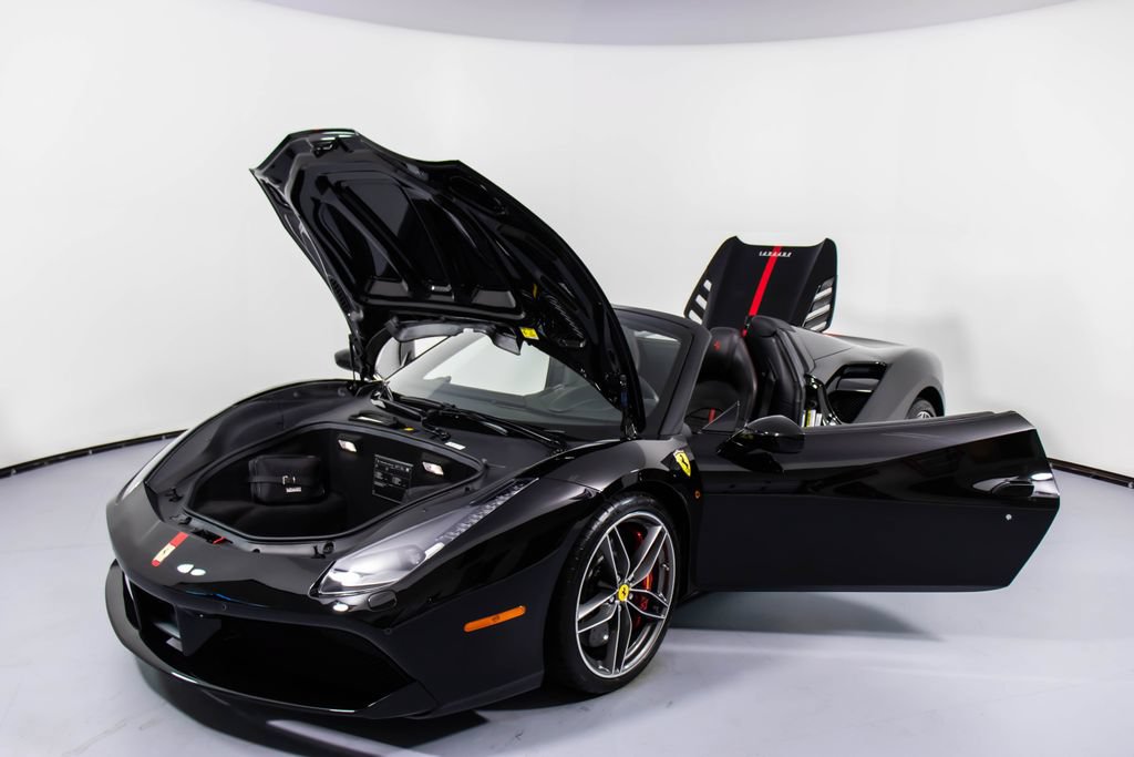 Certified 2017 Ferrari 488 Spider RWD image 33