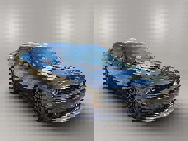 Used 2017 Dodge Challenger R/T Scat Pack image 3