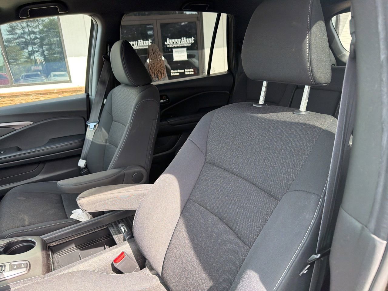 Used 2021 Honda Passport Sport image 3