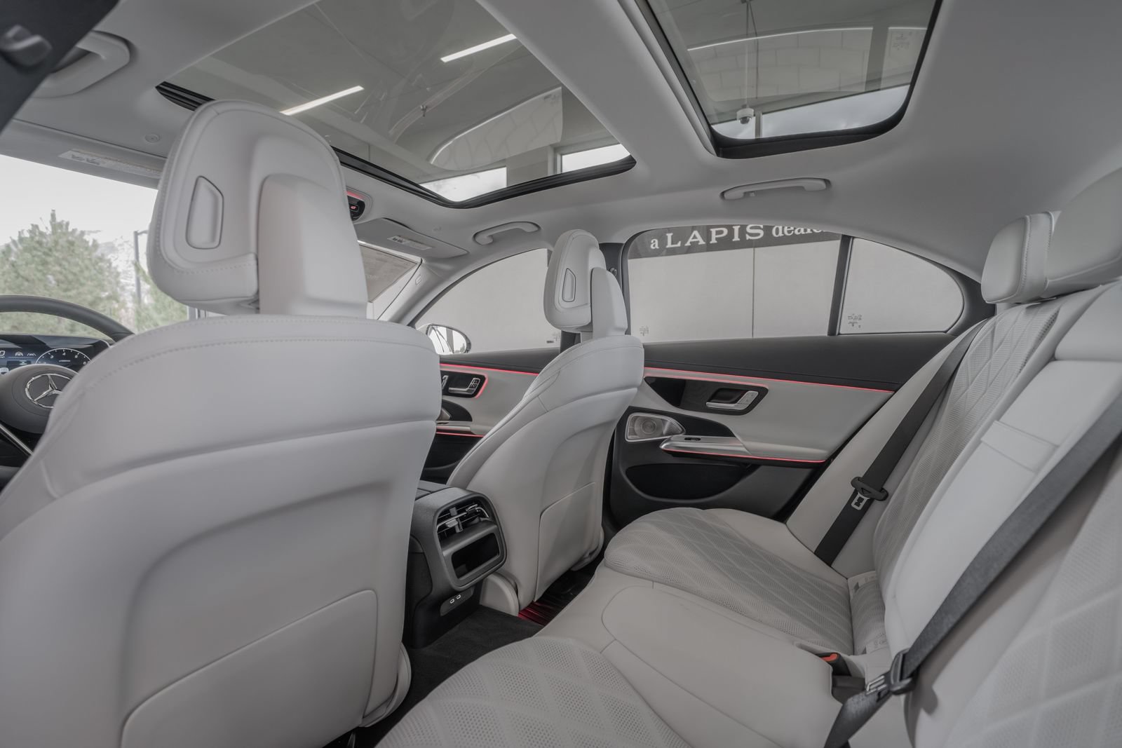 Used 2026 Mercedes-Benz E 350 4MATIC Sedan image 26