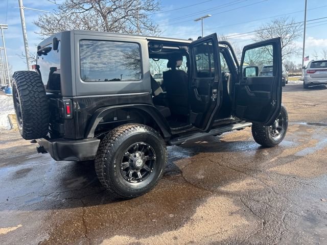 Used 2017 Jeep Wrangler Unlimited Sport image 27