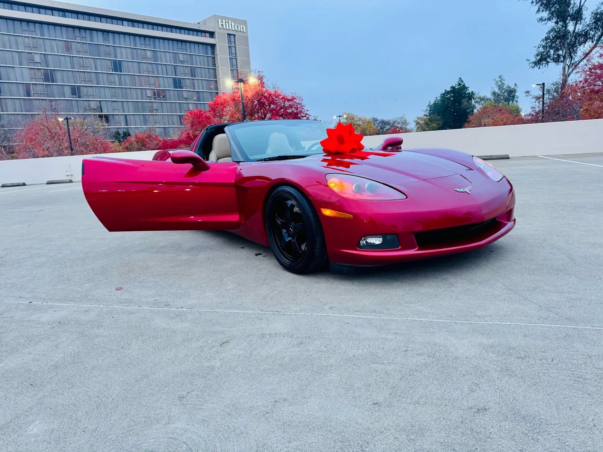 Used 2005 Chevrolet Corvette Coupe w/ Preferred Equipment Group RWD image 40