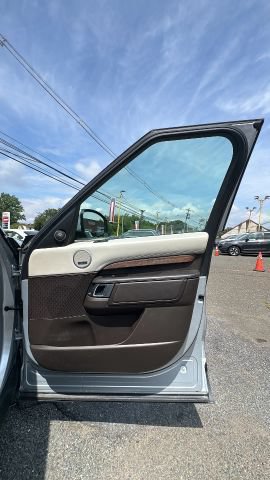 Used 2018 Land Rover Discovery HSE Luxury AWD/4WD image 29