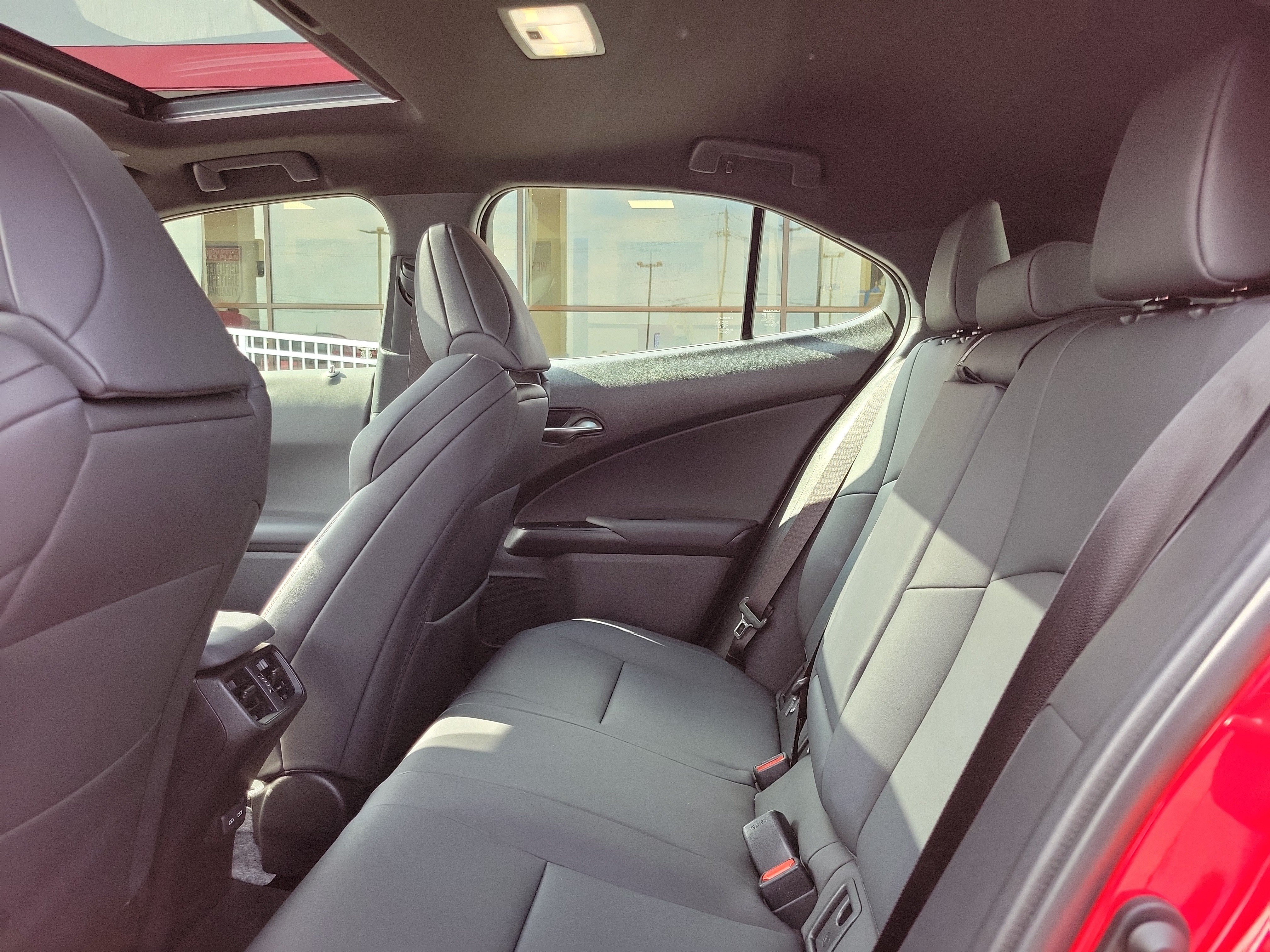 Used 2023 Lexus UX 250h F Sport AWD/4WD image 11