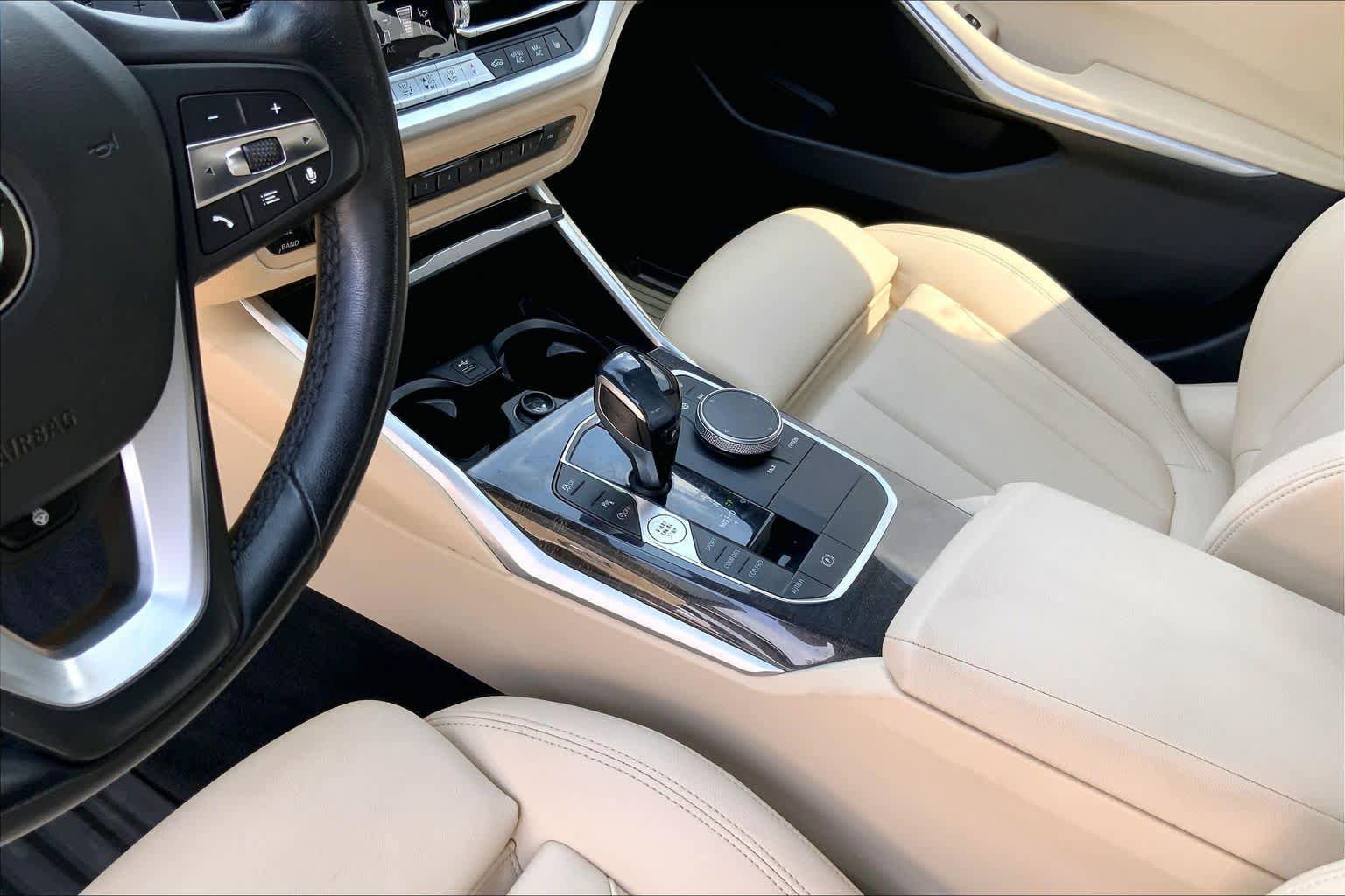 Used 2020 BMW 330i xDrive Sedan w/ Convenience Package AWD/4WD image 16