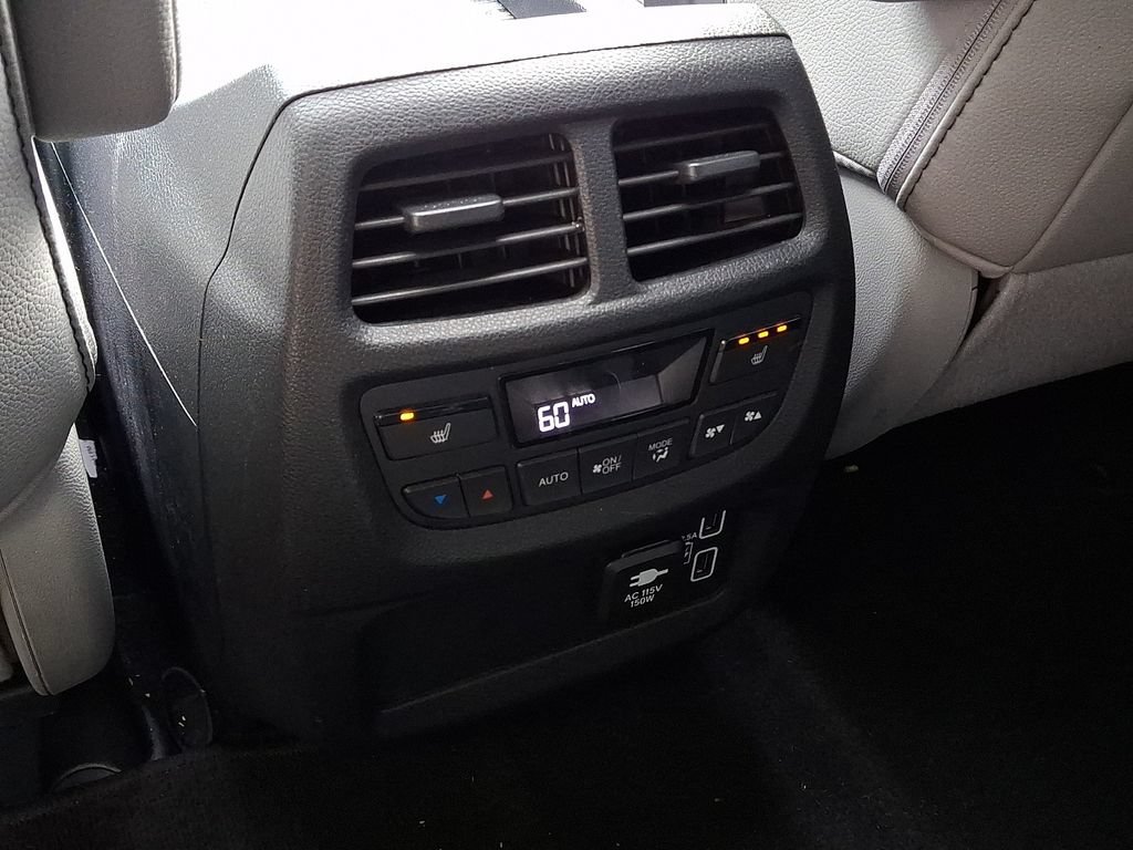 Used 2022 Honda Passport Elite image 12