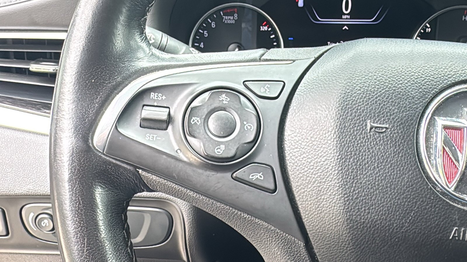 Used 2020 Buick Enclave Avenir w/ Avenir Technology Package FWD image 22