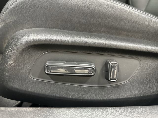 Used 2023 Honda Civic Touring image 16