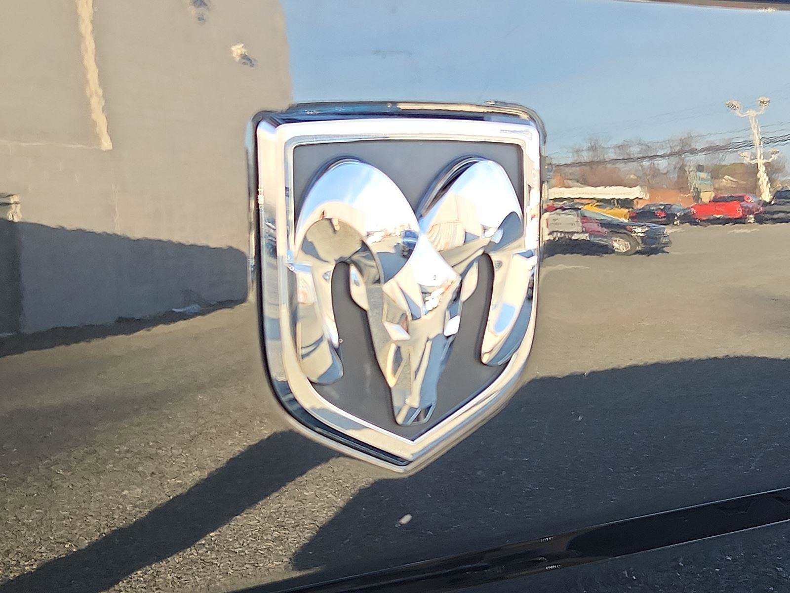 Used 2018 RAM 2500 Big Horn image 29