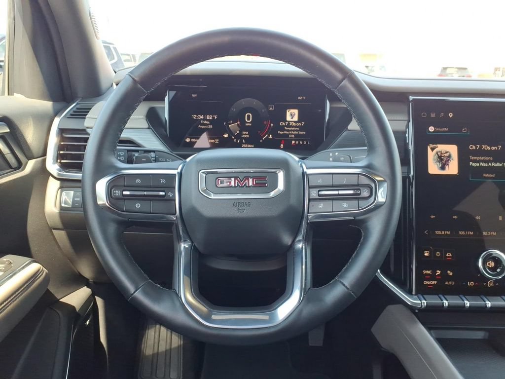 Used 2026 GMC Acadia Elevation w/ Elevation Premium Package AWD/4WD image 11