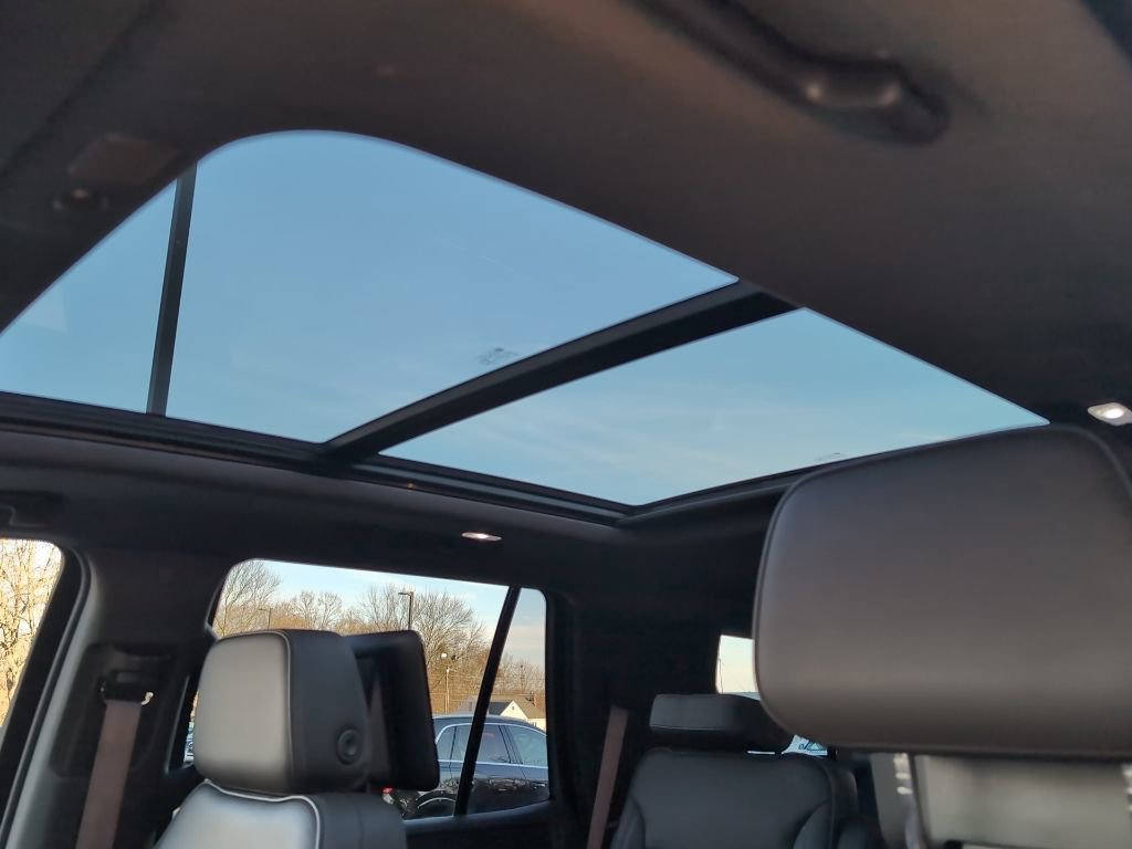 Used 2021 GMC Yukon Denali w/ Denali Ultimate Package image 37