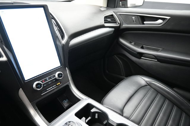 Used 2021 Ford Edge SEL AWD/4WD image 28