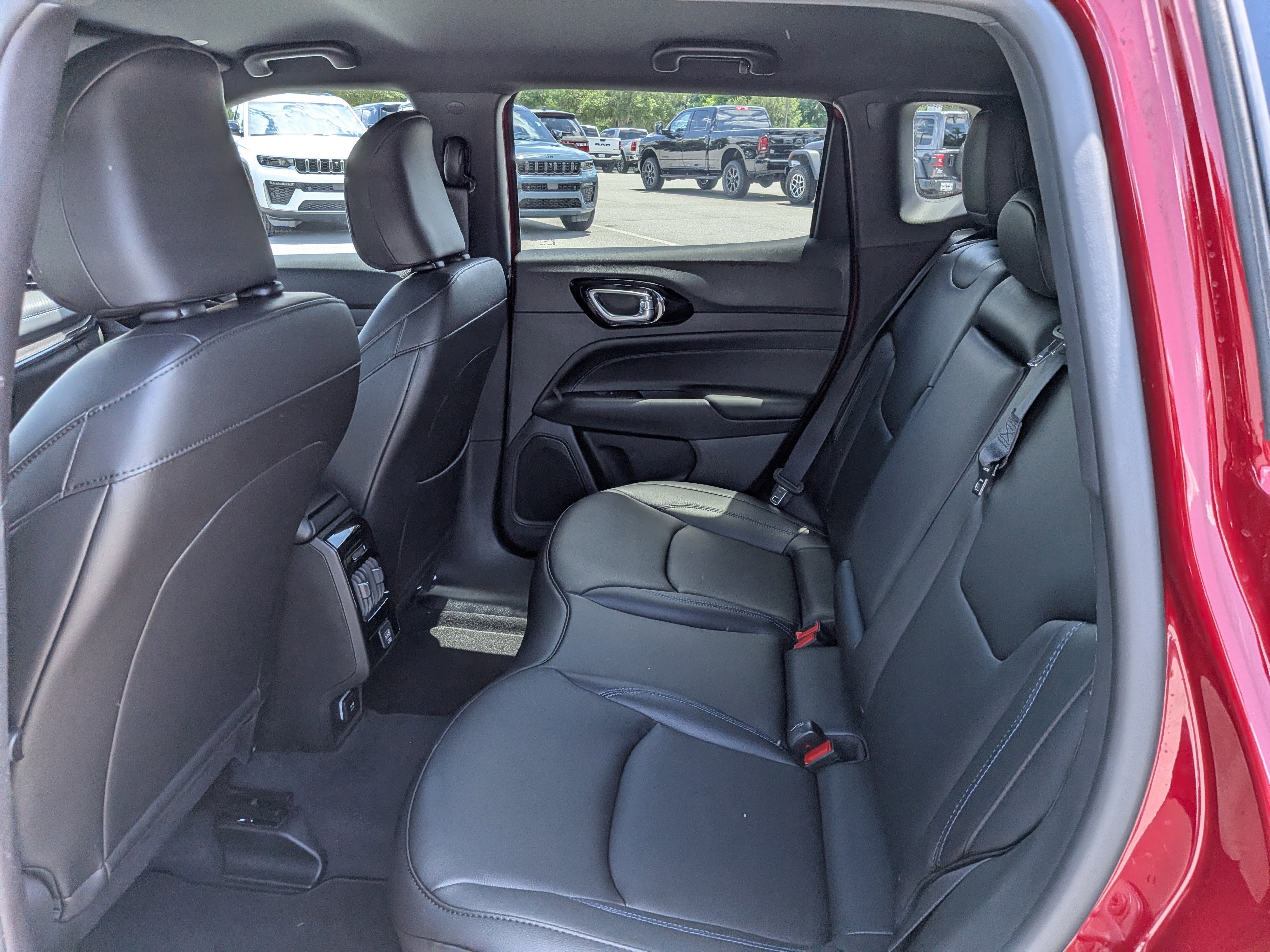 New 2026 Jeep Compass Limited AWD/4WD image 13