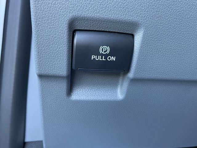 Used 2025 Ford F350 XLT AWD/4WD image 26