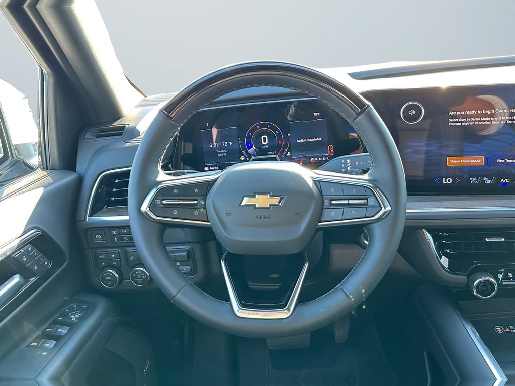 New 2026 Chevrolet Suburban High Country AWD/4WD image 12