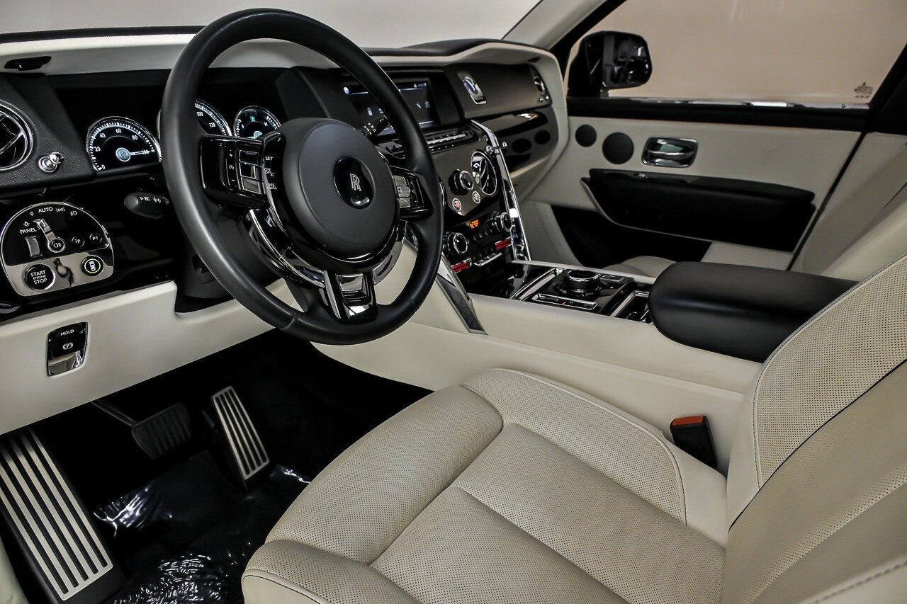 Used 2021 Rolls-Royce Cullinan AWD/4WD image 20