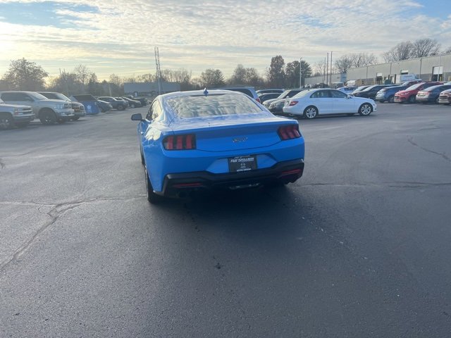 Used 2024 Ford Mustang GT Premium image 10