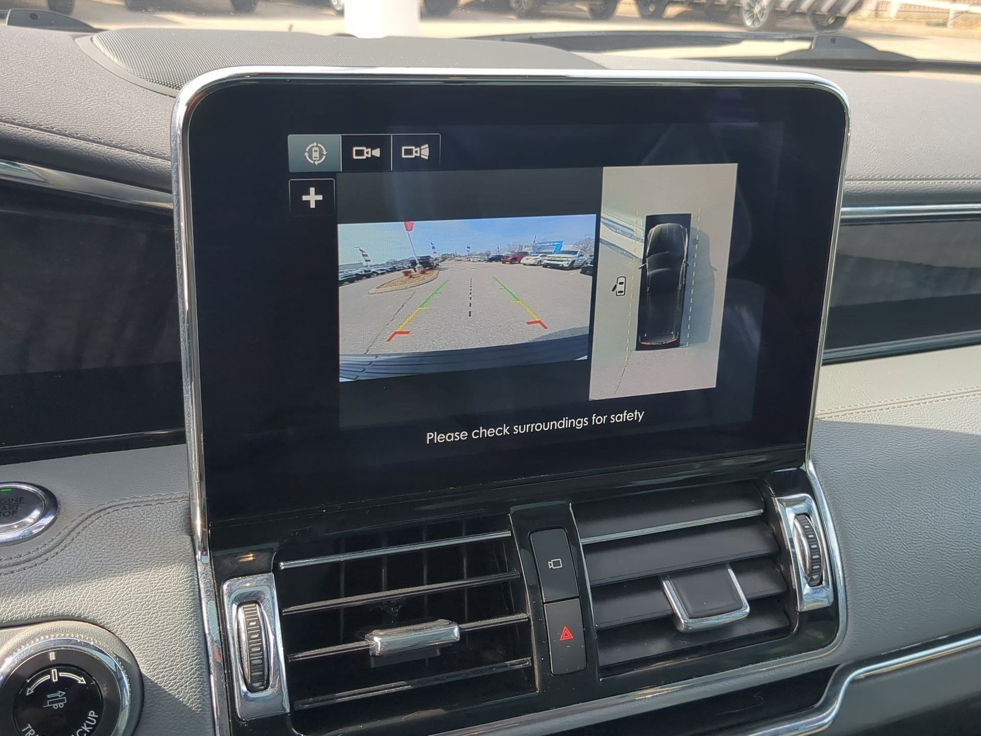 Used 2018 Lincoln Navigator L Reserve w/ Technology Package image 16