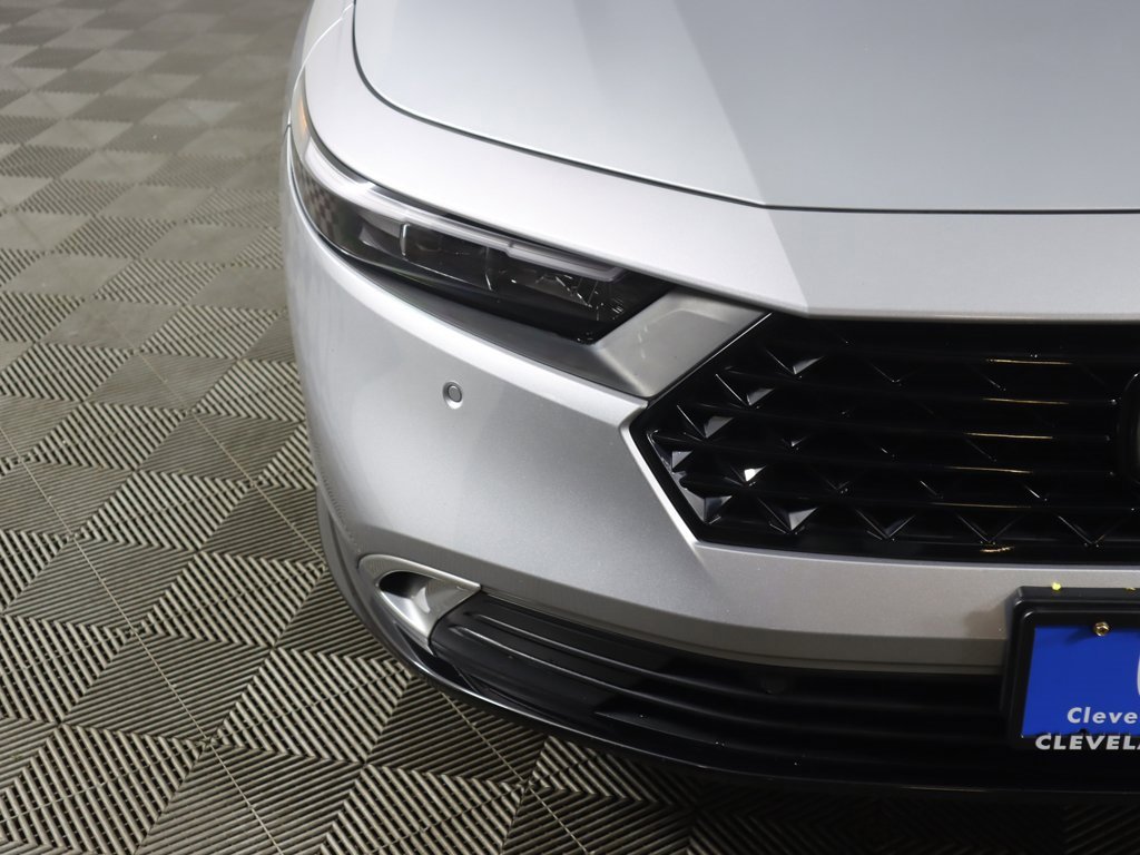 Used 2024 Honda Accord Touring image 15