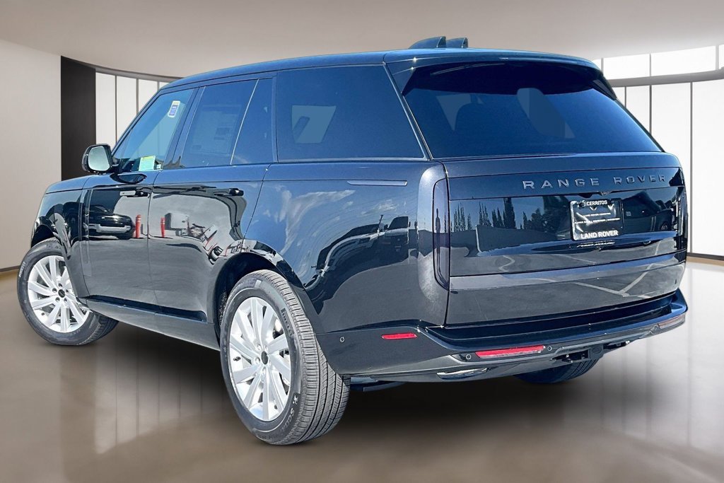 New 2026 Land Rover Range Rover SE AWD/4WD image 3
