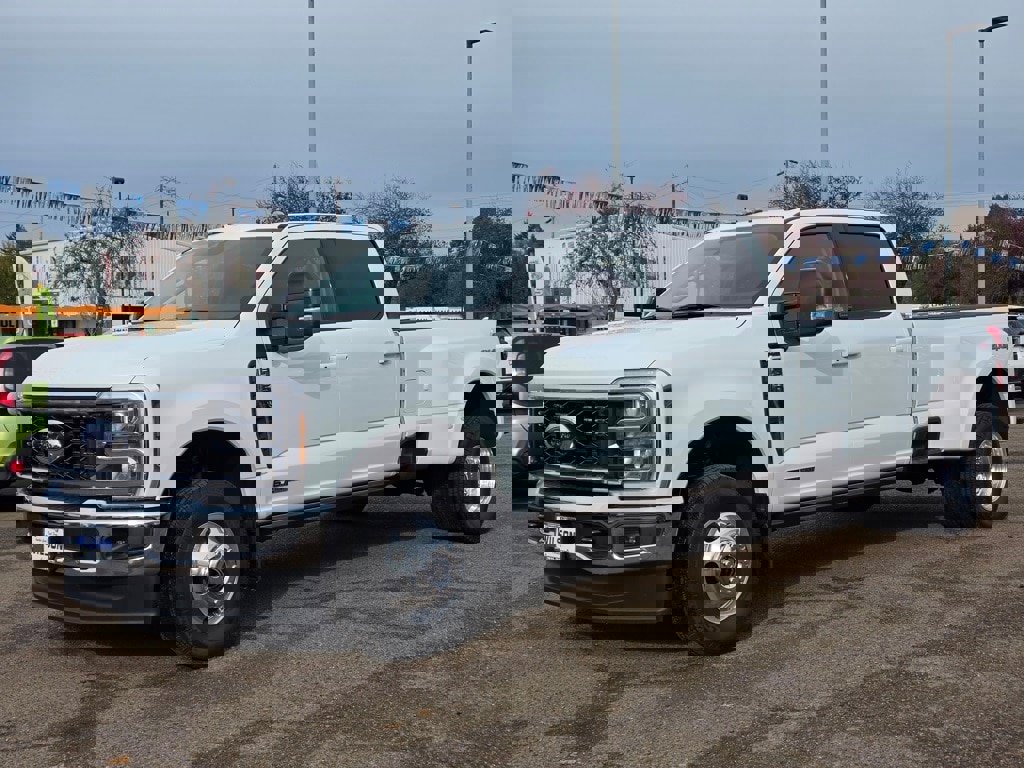 New 2025 Ford F350 Lariat w/ Lariat Ultimate Package image 1