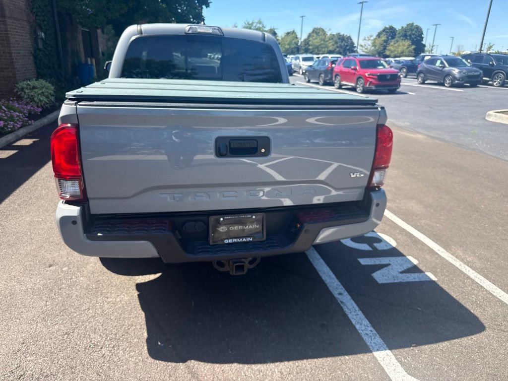 Used 2018 Toyota Tacoma TRD Sport w/ Technology Package AWD/4WD image 7