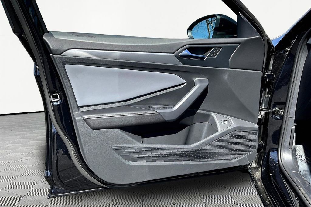 New 2026 Volkswagen Jetta SE image 18