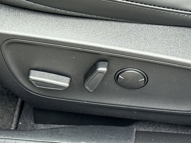 New 2026 Ford Escape SE w/ Class II Trailer Tow Package image 33