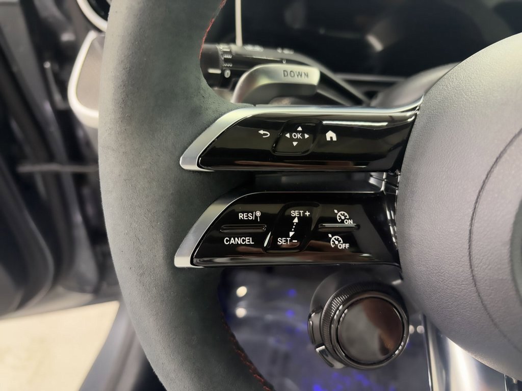 Used 2025 Mercedes-Benz C 43 AMG 4MATIC Sedan image 12