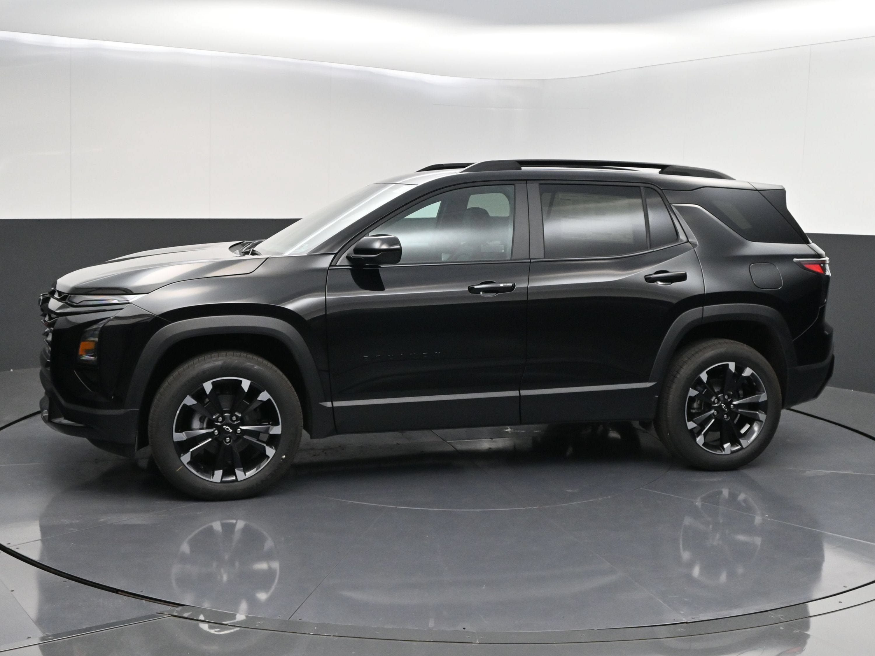 New 2027 Chevrolet Equinox RS AWD/4WD image 5