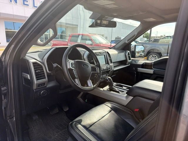 Used 2017 Ford F150 Lariat w/ Equipment Group 502A Luxury AWD/4WD image 9