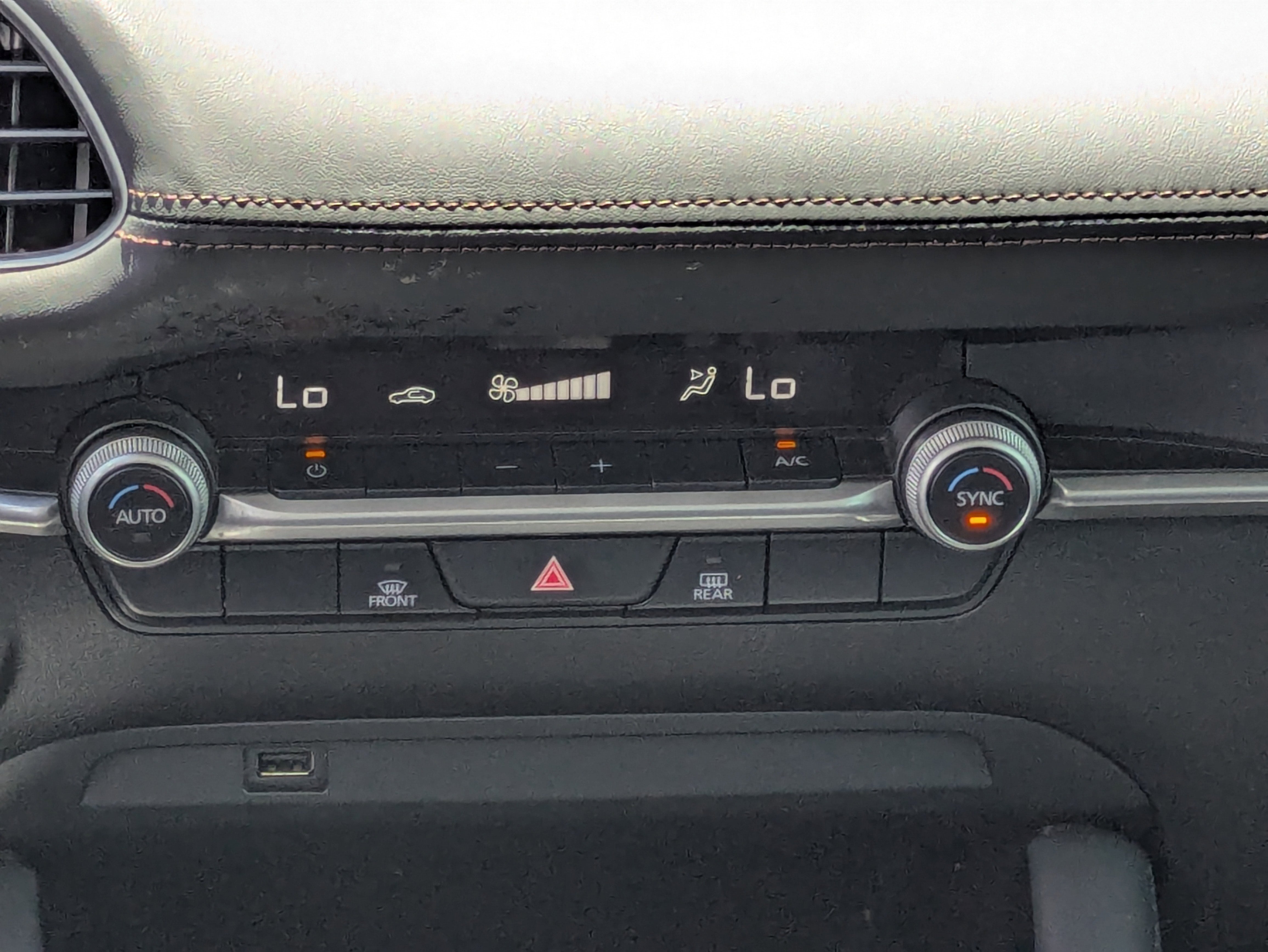 Used 2021 MAZDA MAZDA3 s FWD image 24