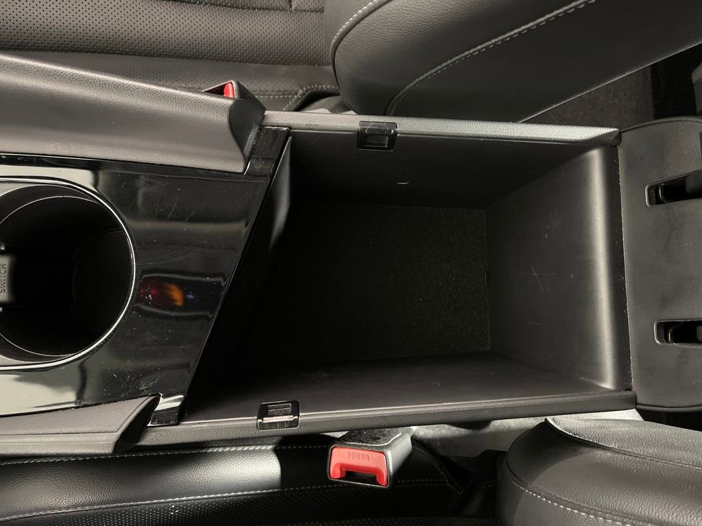 Certified 2023 Hyundai Elantra Limited image 24