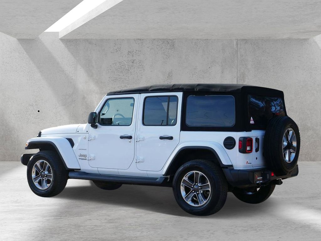 Used 2018 Jeep Wrangler Unlimited Sahara AWD/4WD image 4
