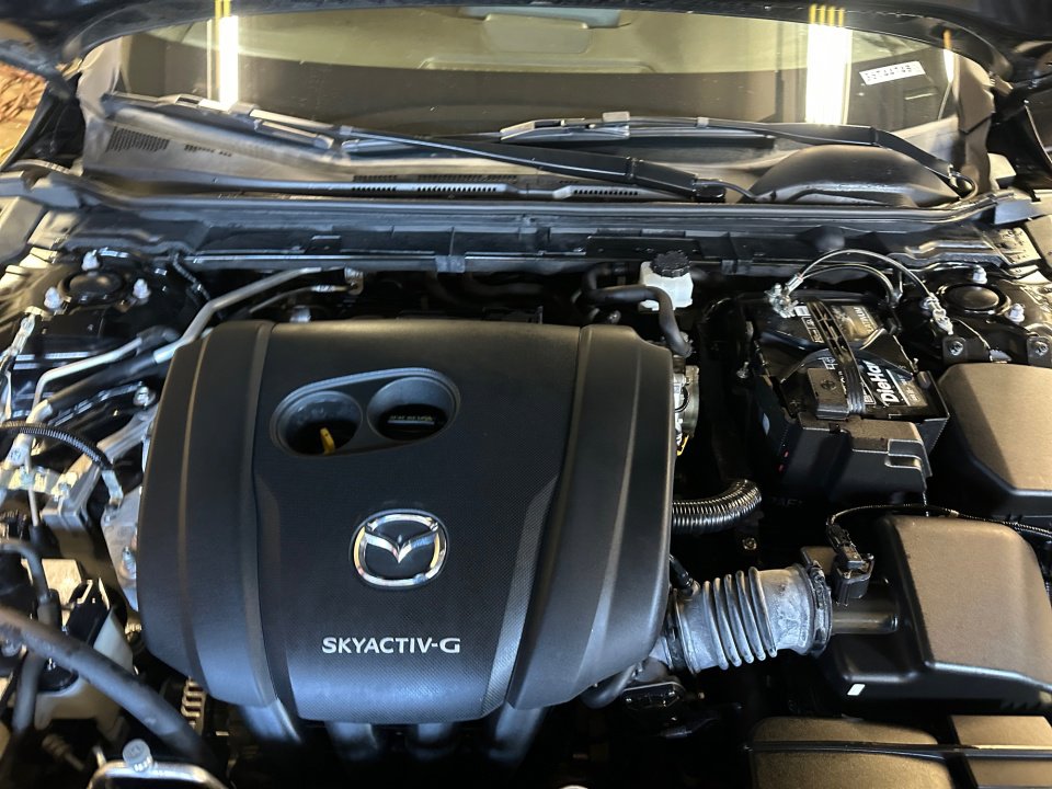 Used 2019 MAZDA MAZDA3 Hatchback w/ Preferred Package image 18