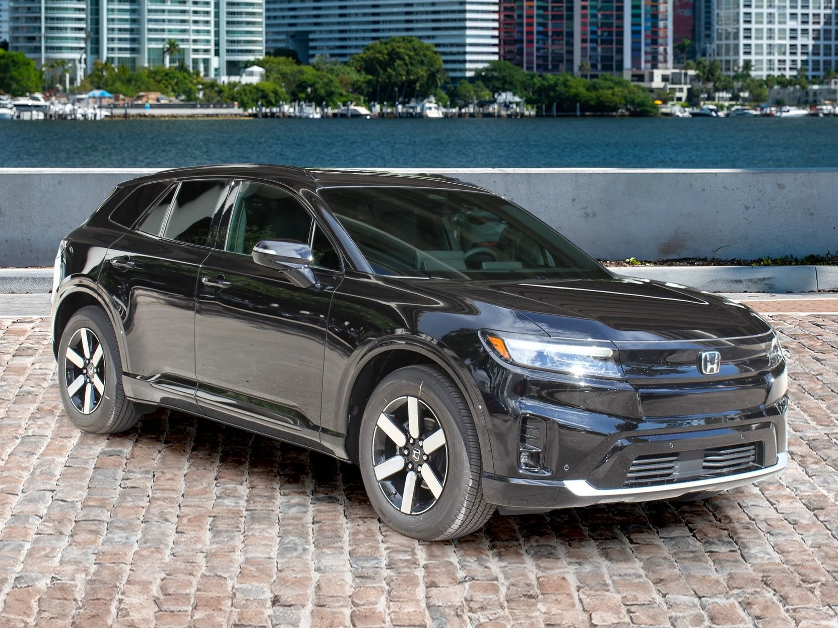 New 2026 Honda Prologue Touring image 3