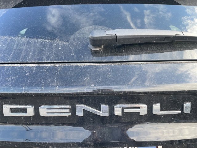 Used 2024 GMC Acadia Denali image 11