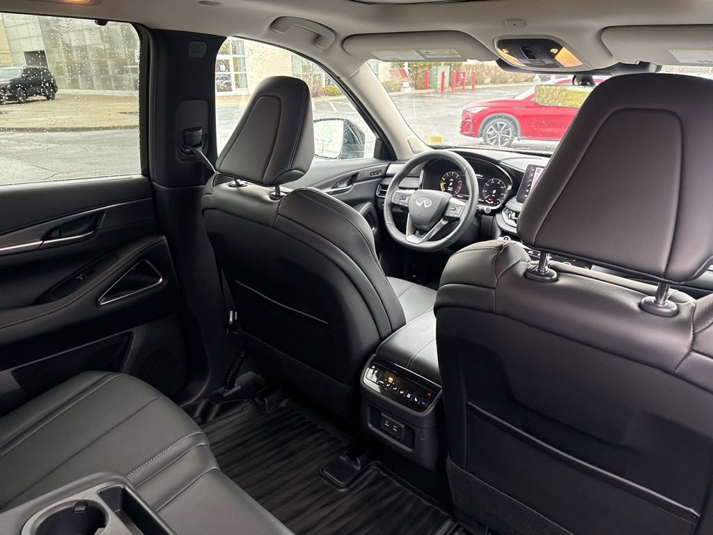 Certified 2026 INFINITI QX60 Luxe w/ Cargo Package image 19