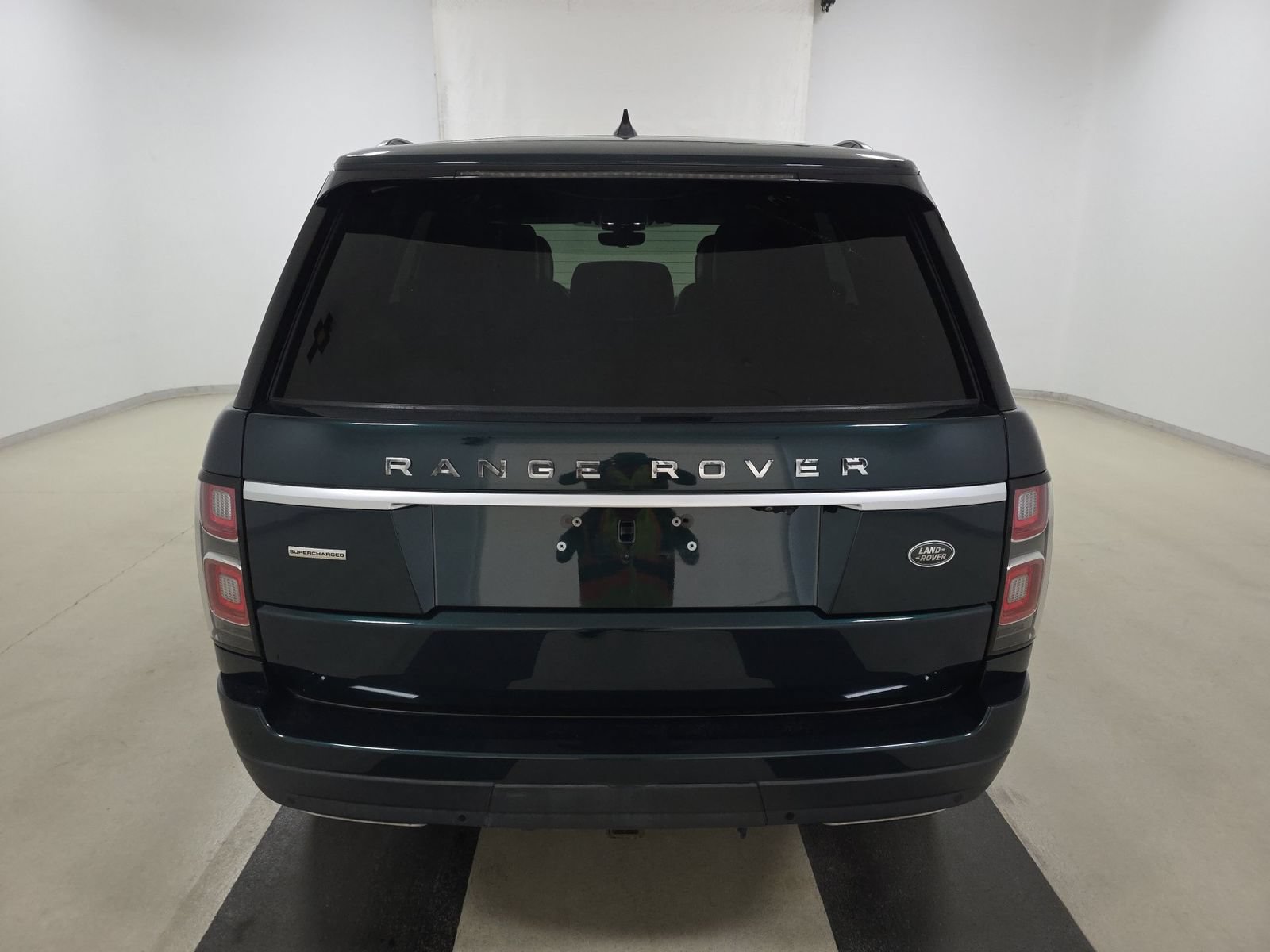Used 2019 Land Rover Range Rover Supercharged AWD/4WD image 7