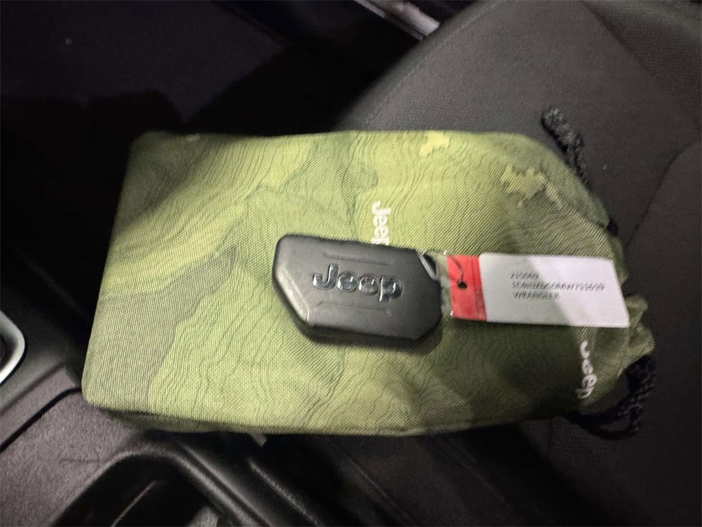 Used 2021 Jeep Wrangler Unlimited Sport image 31