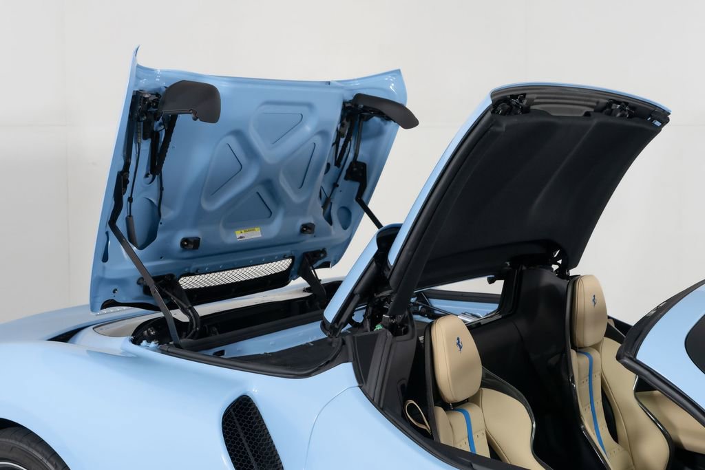 Used 2025 Ferrari 296 GTS RWD image 23