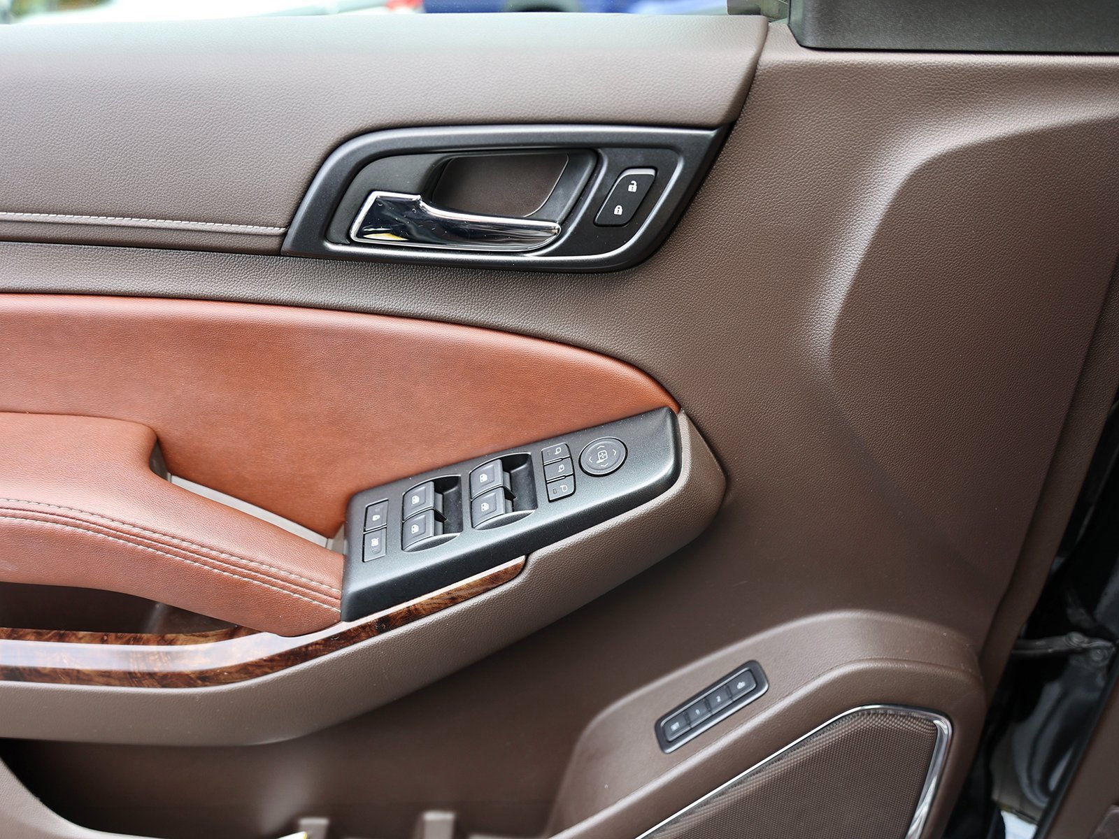 Used 2019 Chevrolet Tahoe Premier image 43