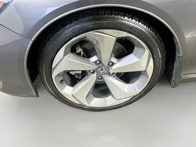 Certified 2018 Honda Accord Touring image 14