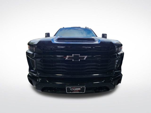 Used 2024 Chevrolet Silverado 2500 Custom w/ Custom Value Package image 2