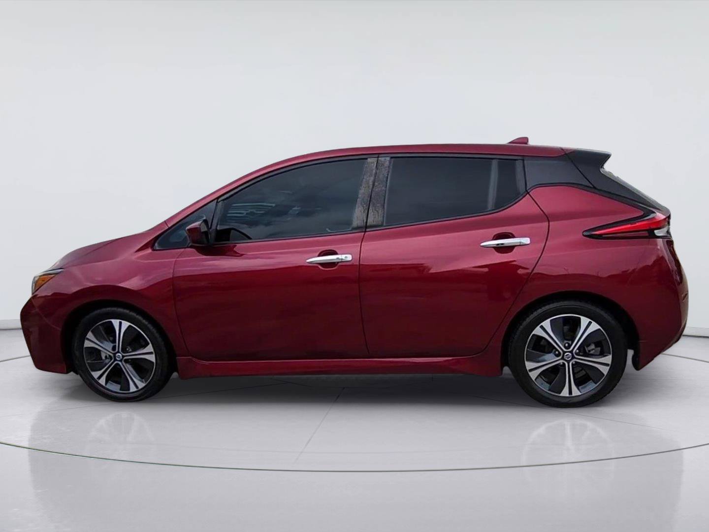 Used 2022 Nissan Leaf SV FWD image 6