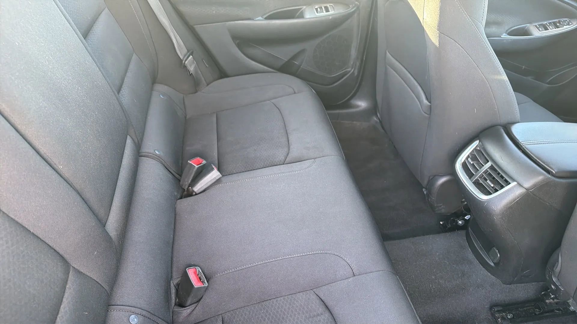 Used 2020 Chevrolet Malibu LT FWD image 51